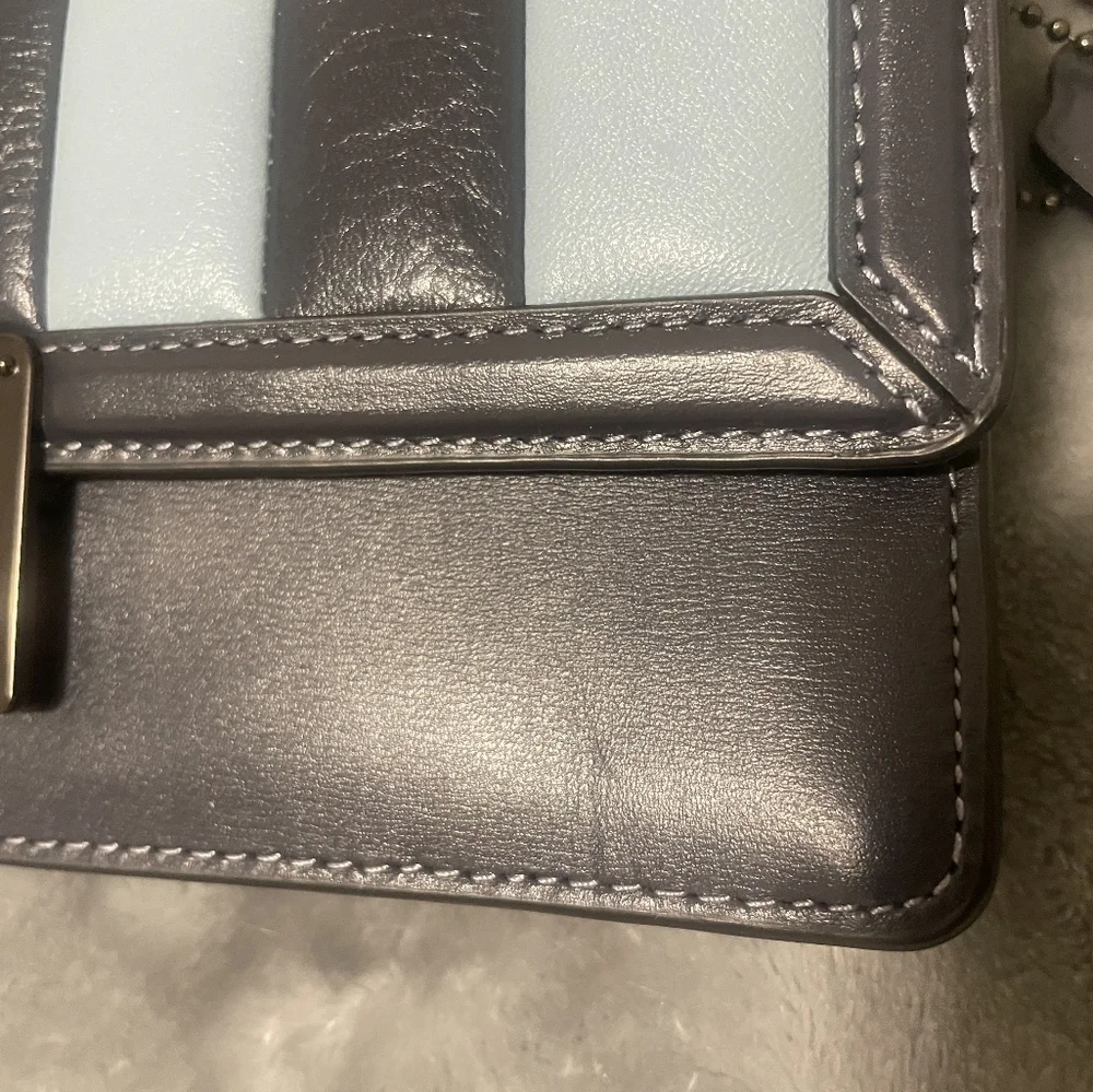 Coach Madison Shoulder Bag - Picture 3 of 4